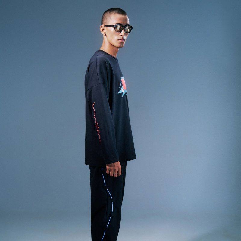 DECONSTRUCTED TEE