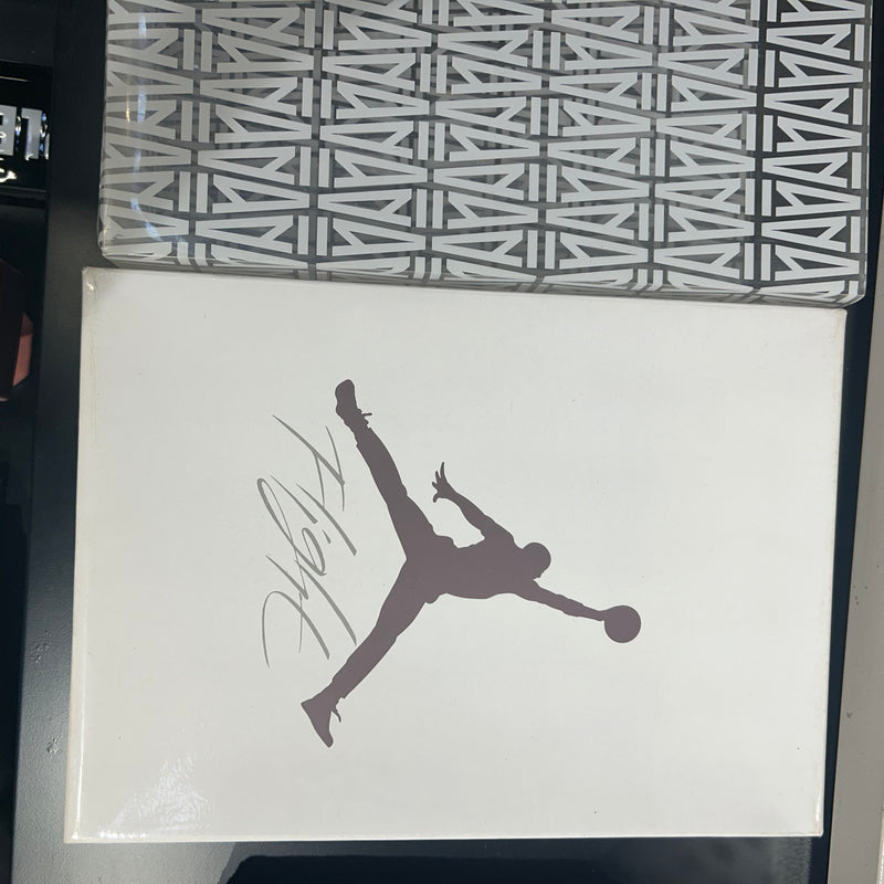 PRE-LOVED Jordan X A ma Maniere Air Jordan 3 (WHITE)