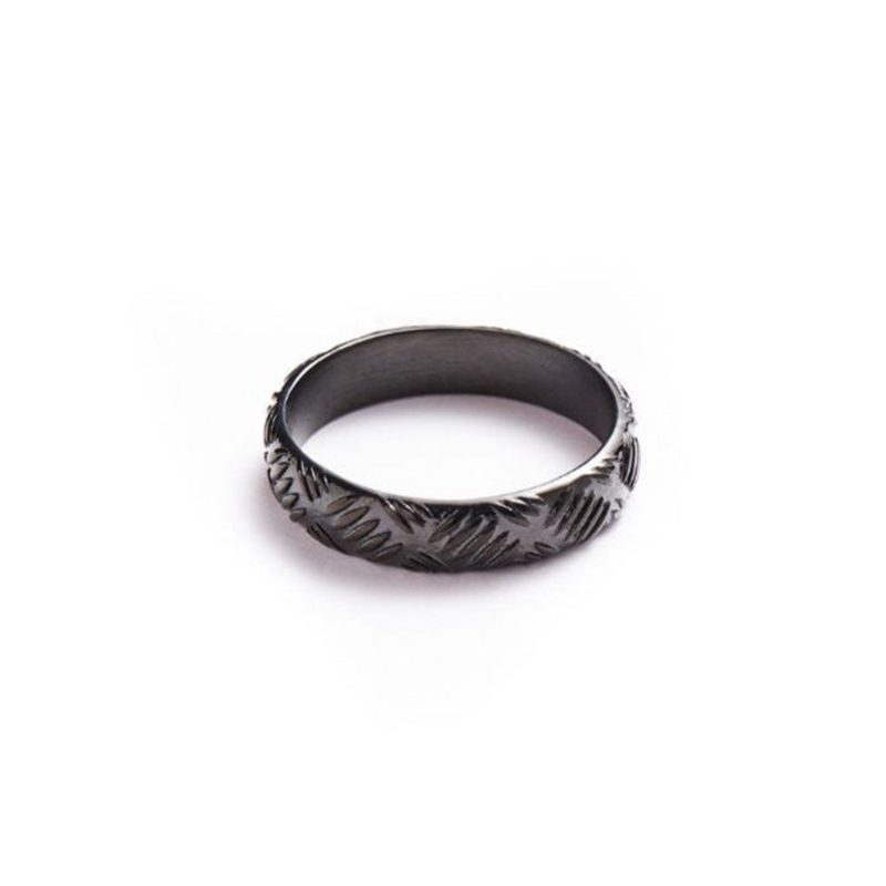 The Local Train Ring (Black) – Capsul