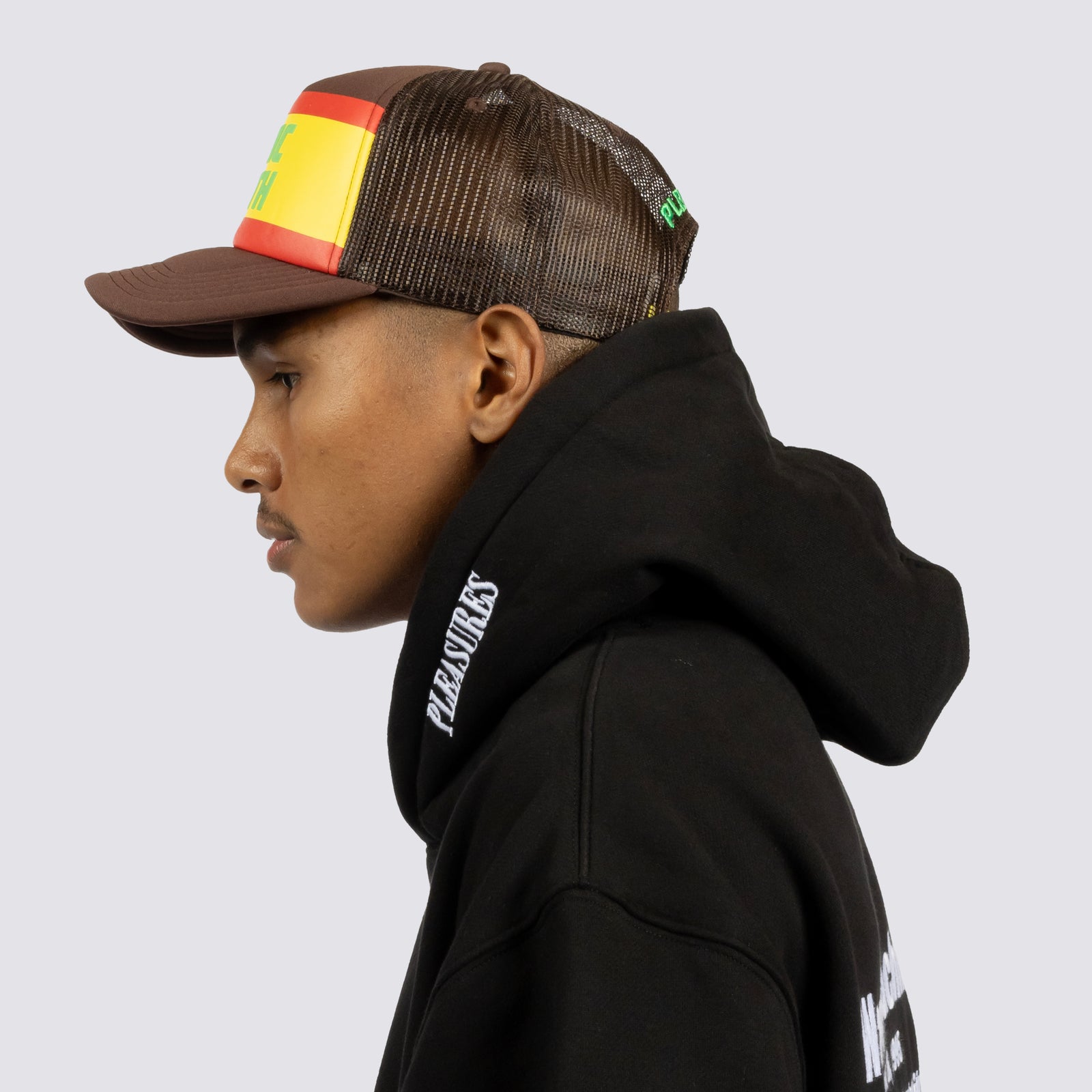 Satisfy ✖︎ Sonic youth LS Satisfy Running Launches Celebratory Sonic Youth Collection