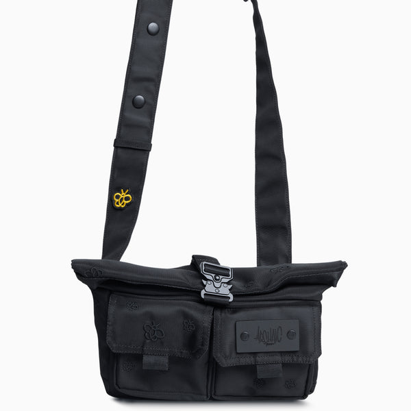 LEFTERFLY CROSSBODY
