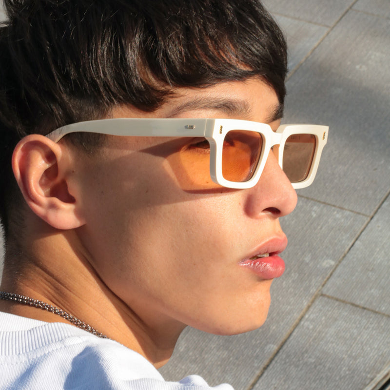 NOT COMMON (Eggshell)