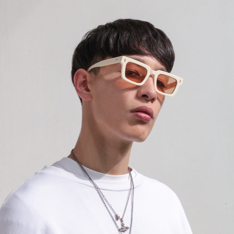 NOT COMMON (Eggshell)