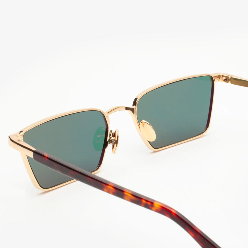 Aurea (Gold)