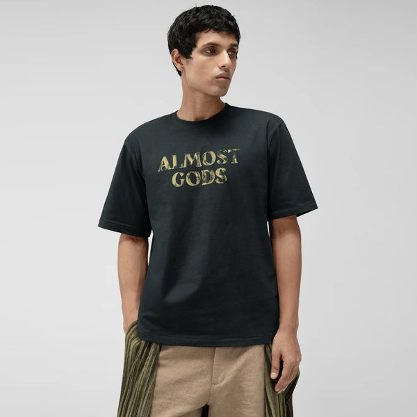 Logo Relaxed Tee (Off Navy)