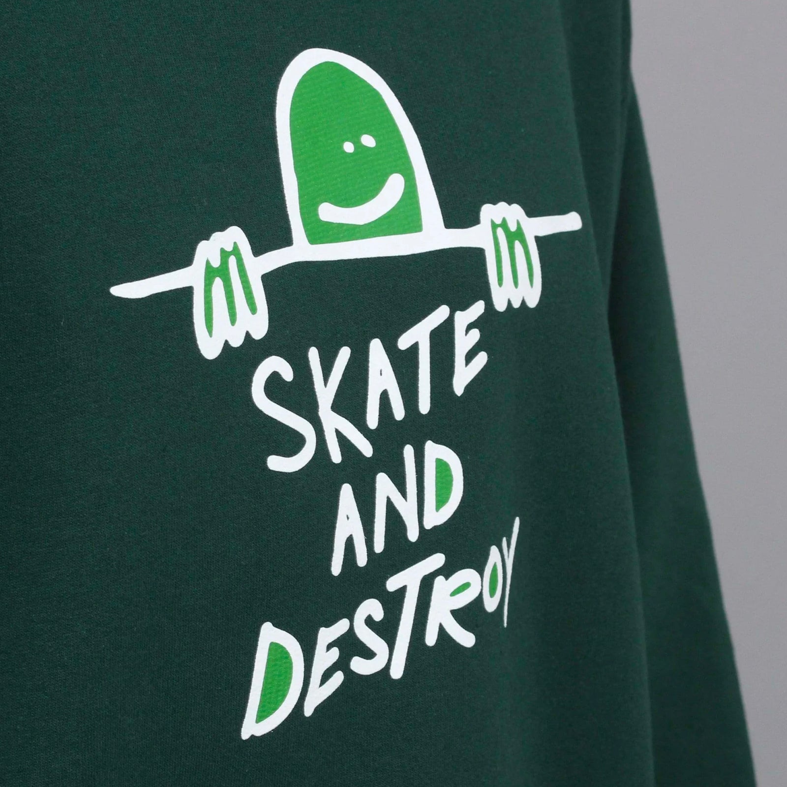 【THRASHER】 GONZ SAD LOGO CREWNECK - FOREST GREEN Gonz S.A.D. Logo Sweatshirt (Forest Green) – Capsul