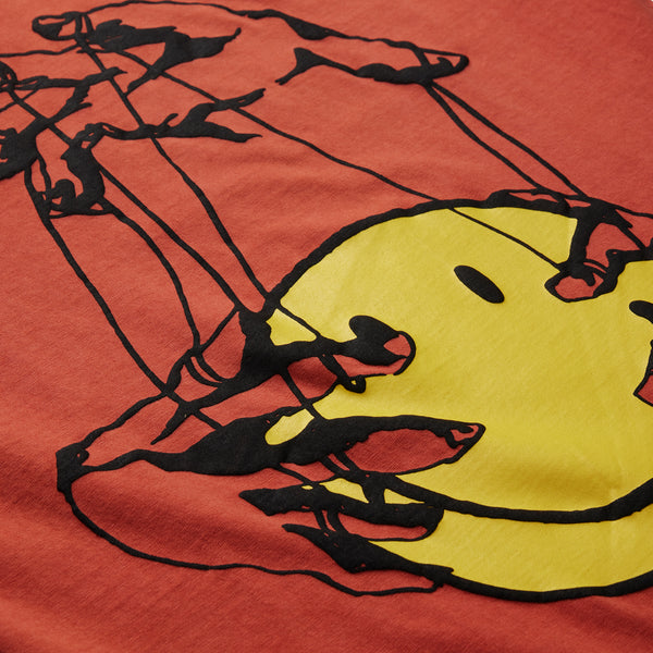 SMILEY® MARIONETTE TEE