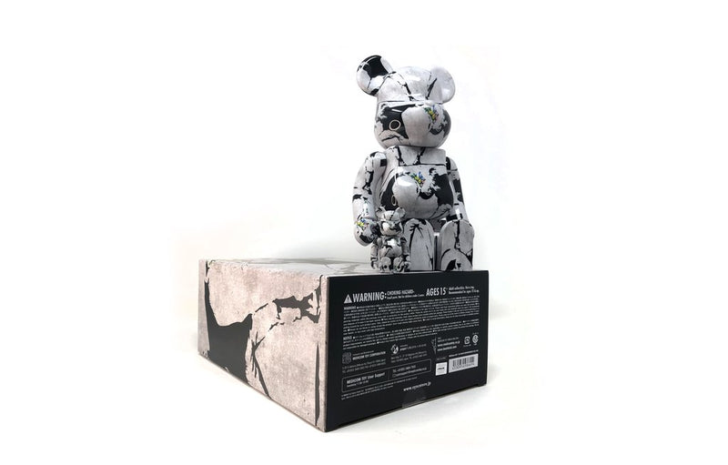 Be@rbrick x Brandalism - Banksy Flower Bomber 100% + 400%